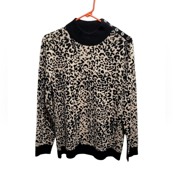 New Calvin Klein Cheetah mock neck pullover Size Medium - Picture 1 of 8